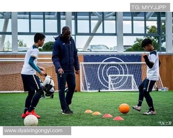 喜爱美国足球明星的英语表达与文化影响探讨